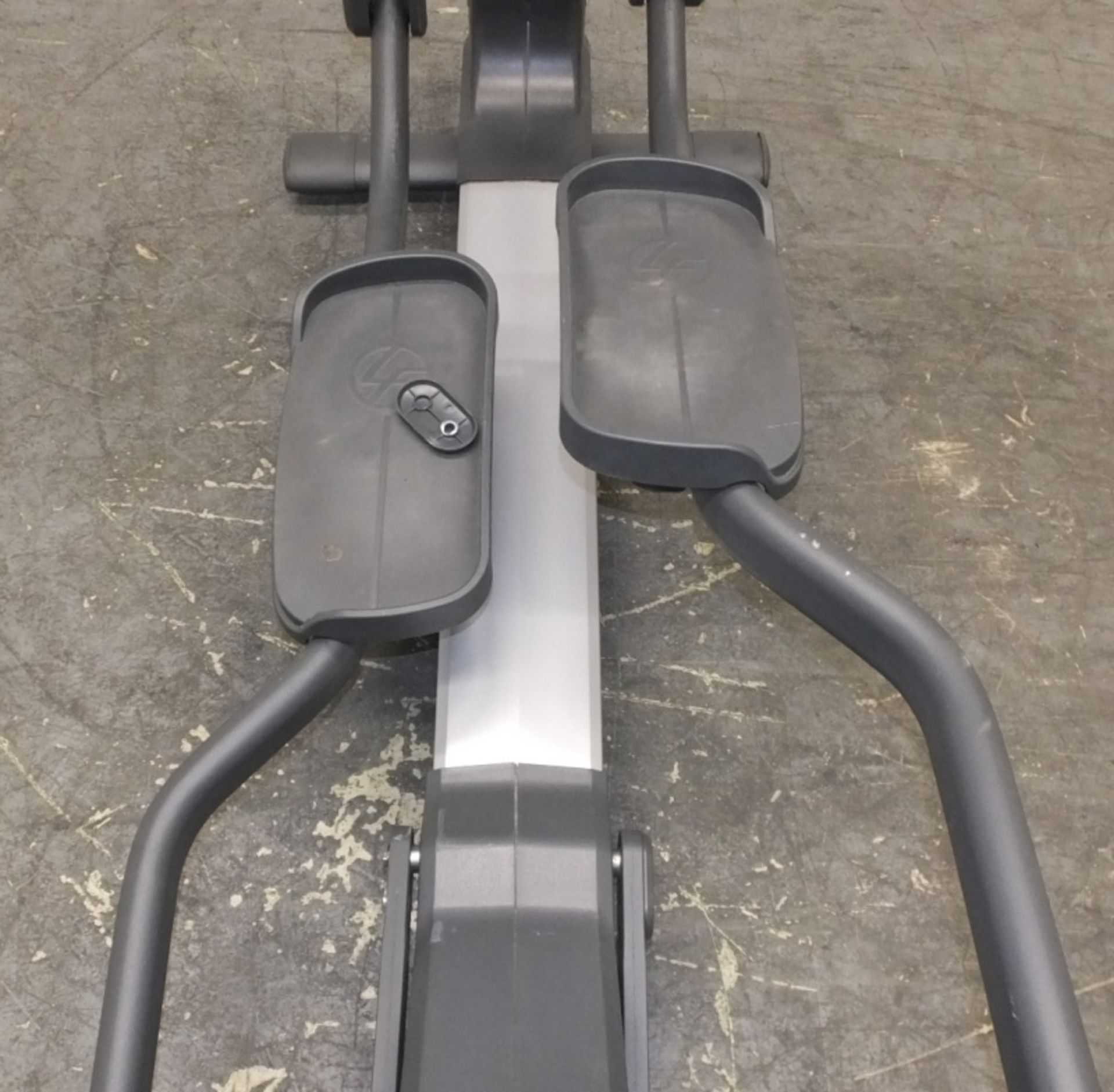 Life Fitness 95x Elliptical Cross Trainer - please check pictures for condition - Image 5 of 18