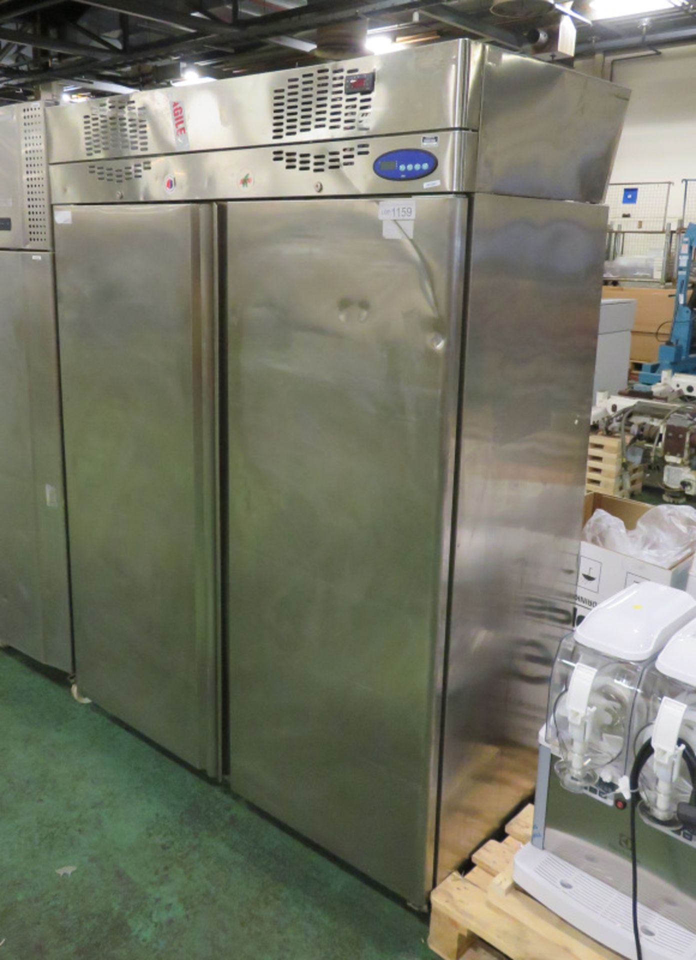 LAE Zo 1100 DEL 2 Door Freezer L 1400mm x W 700mm x H 1900mm - AS SPARES OR REPAIRS - Image 2 of 10