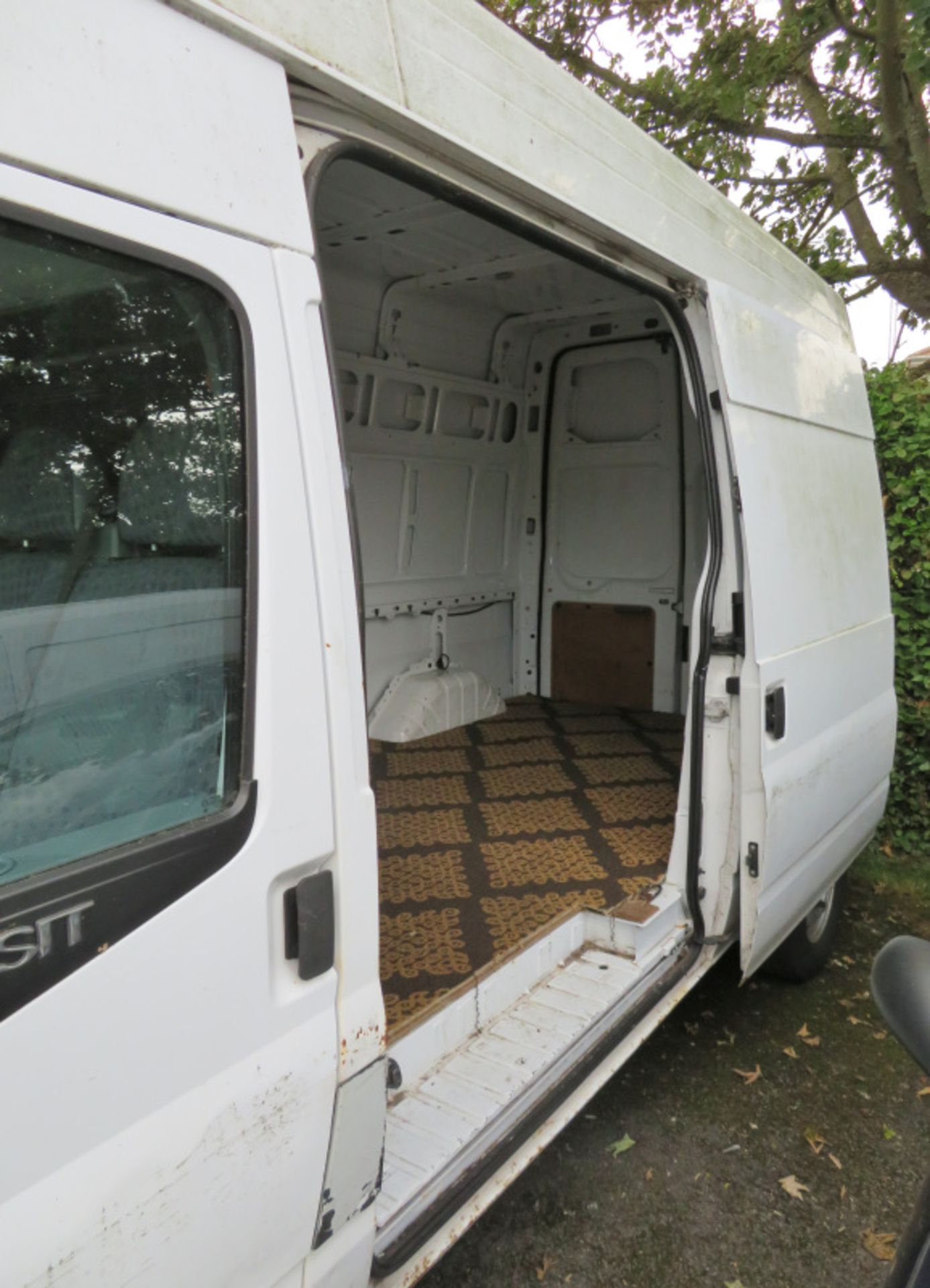 Ford Transit High Van Roof, Petrol, Mileage 33357 mile, Air conditioning, Runs & drives well on - Image 12 of 21