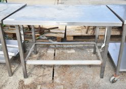 Stainless steel catering table - 1220mm x 760mm x 850mm