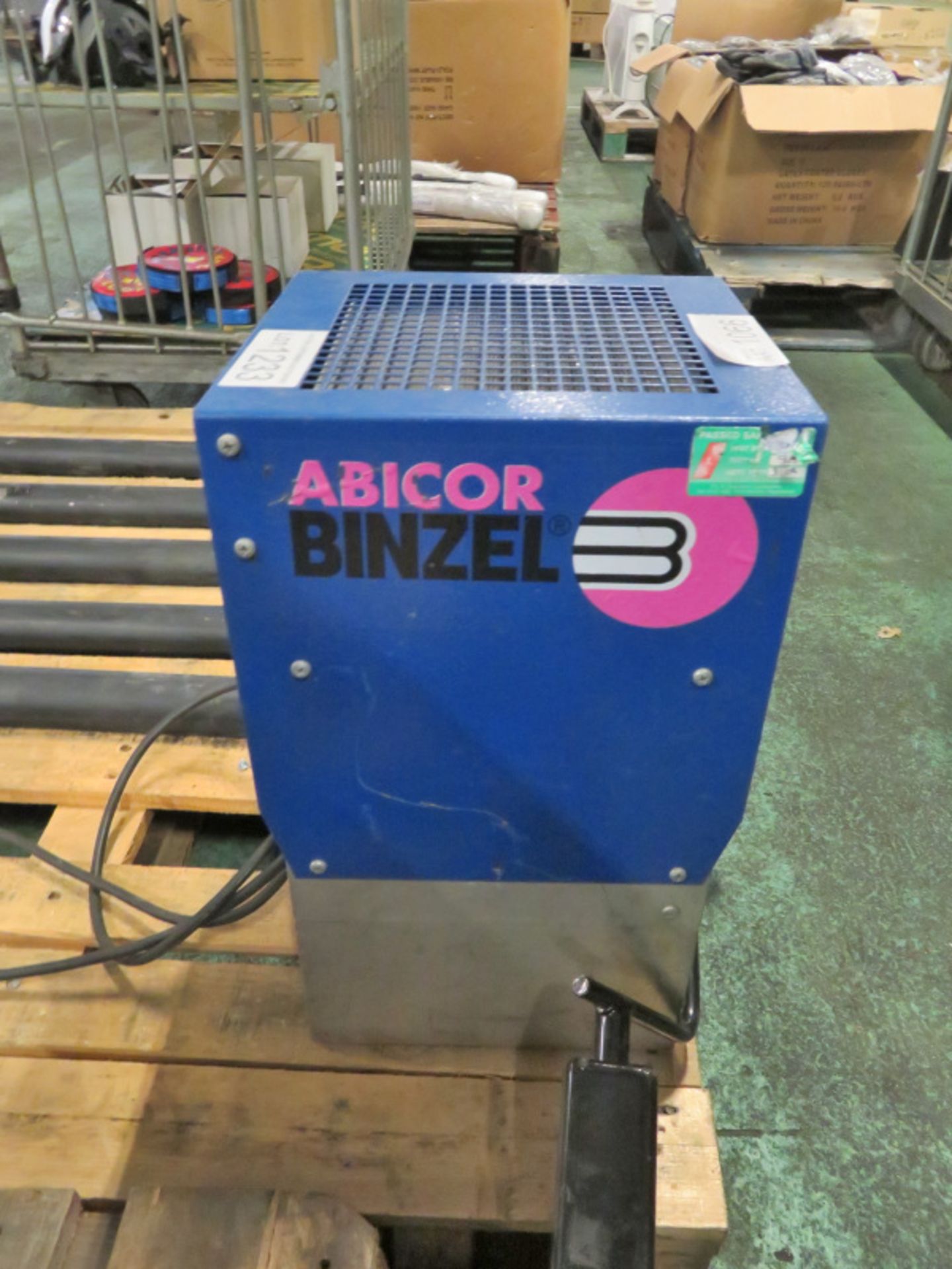 Abicor Binzel coolant recirculator 230V for welder - Image 2 of 4