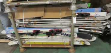 Various pairs of skis (approx. 190 pairs) - Fischer