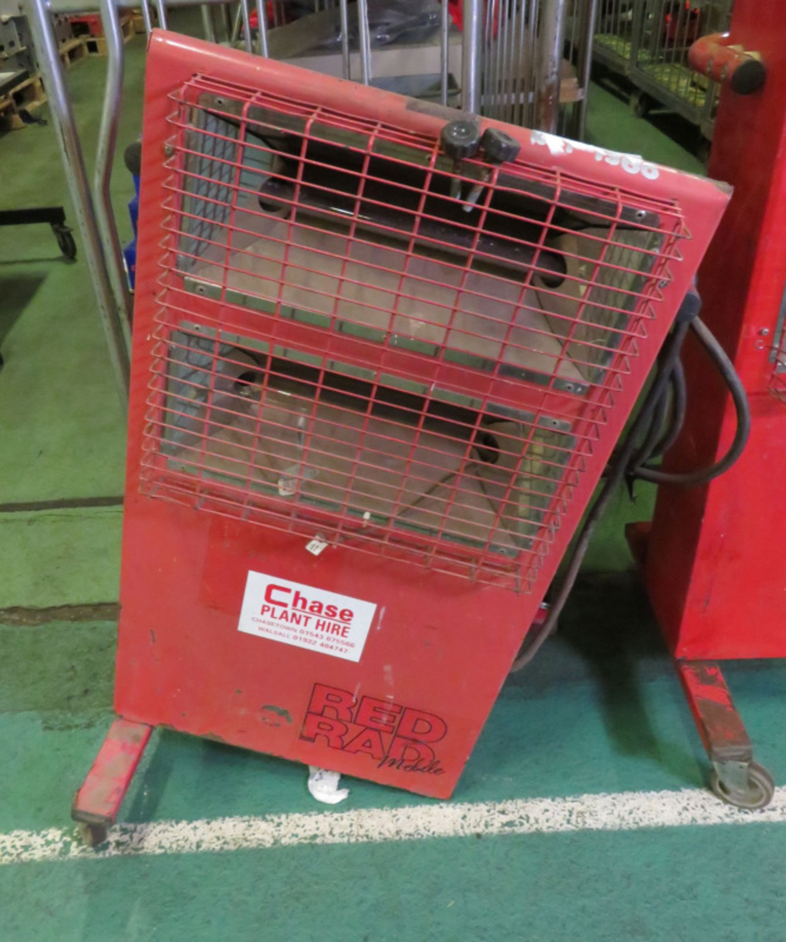 2x Red Rad mobile heaters - 1 has broken stand needs repair - Image 3 of 3
