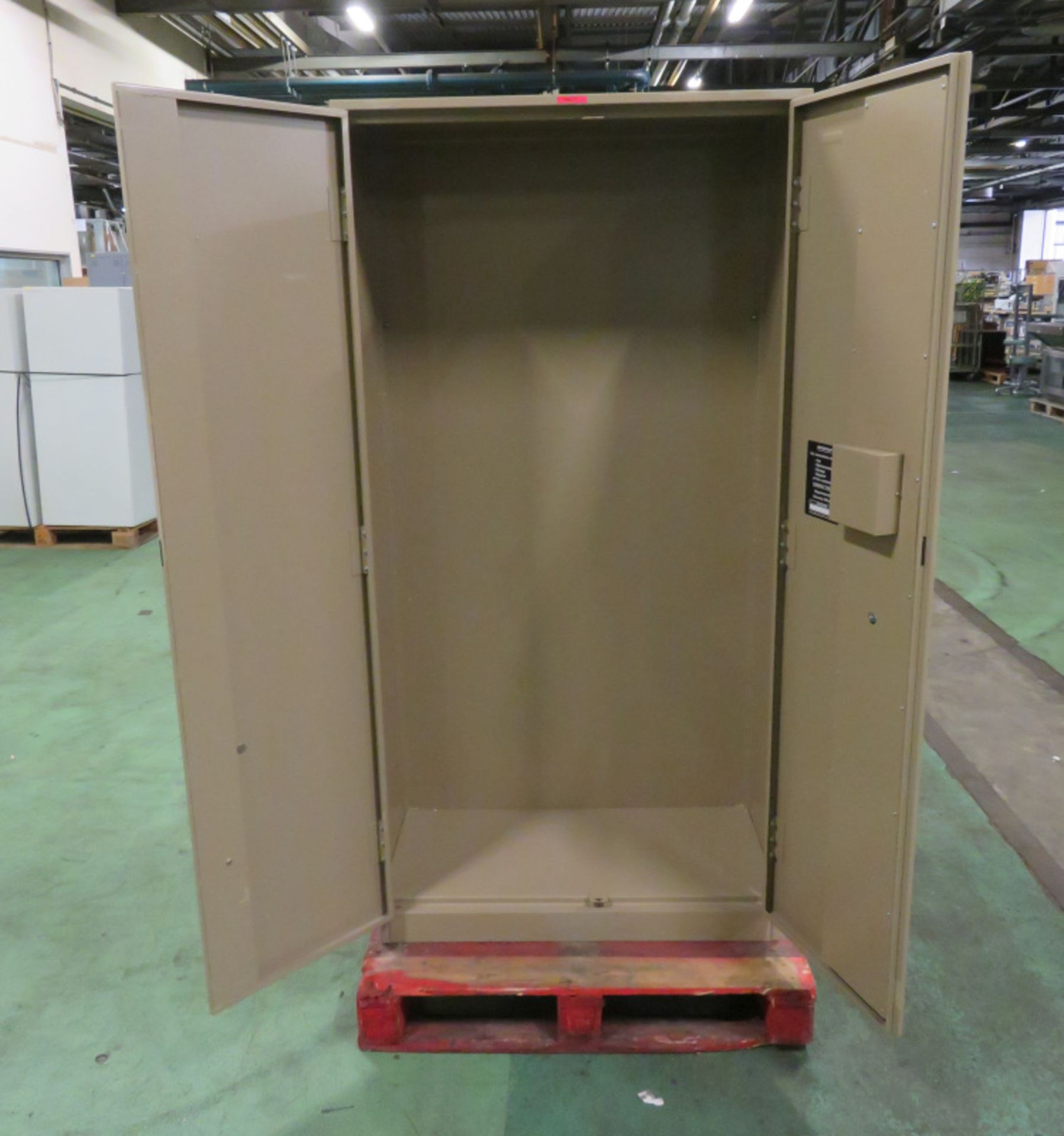 2x Metal Combination Cabinets L 920mm x W 480mm x H 1830mm - Image 5 of 5