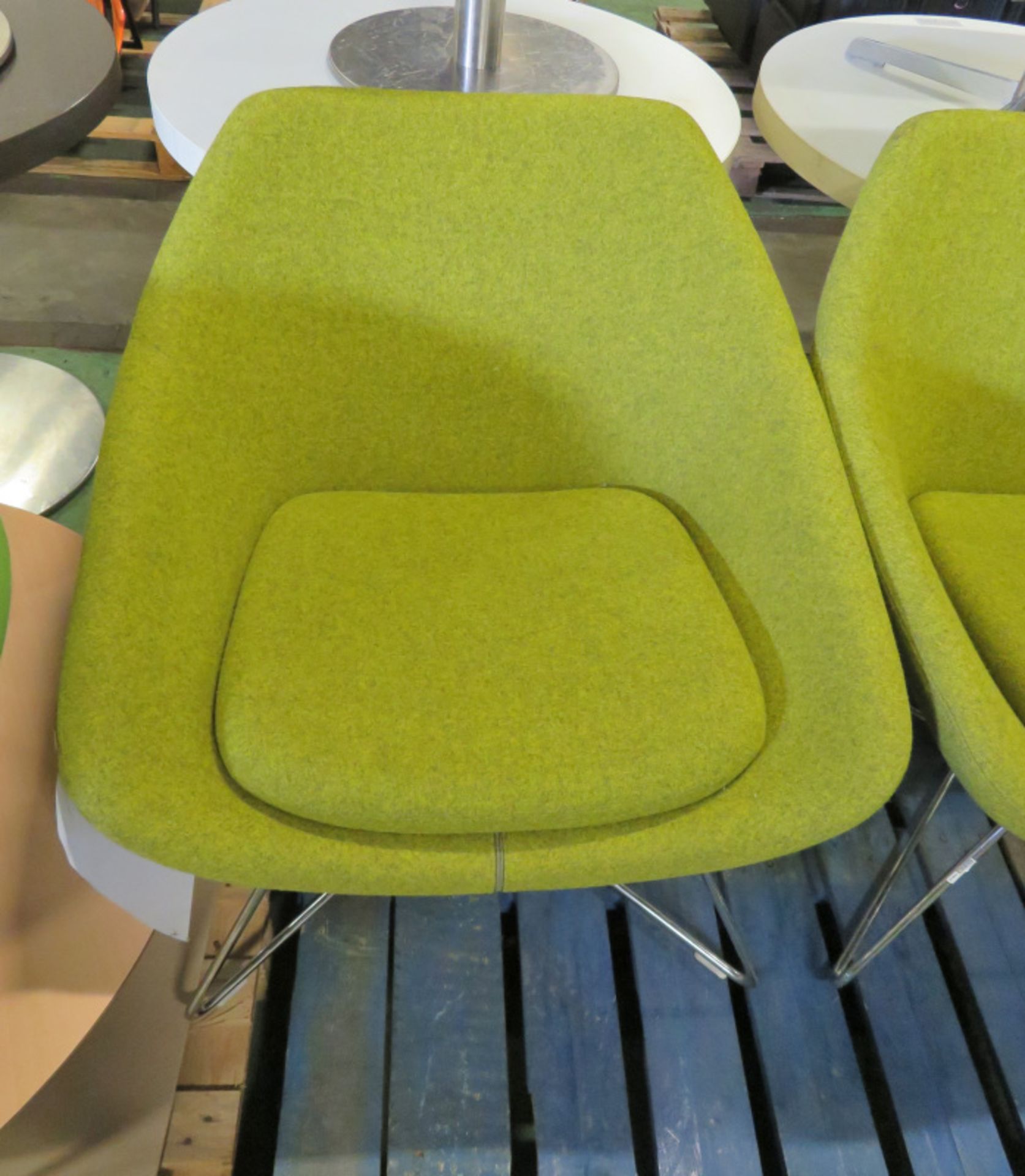 2x Chairs - green - Image 2 of 3