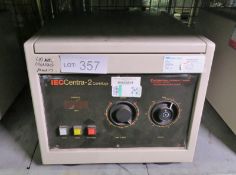 IEC Centra-2 Centrifuge 220 / 240V - 502/60Hz W 370mm x D 400mm x H 305mm