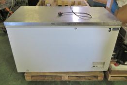 Polar CM 630 Chest Freezer L1400mm x W700mm x H850mm - NO HANDLES