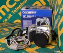 Olympus SP-510UZ Digital Compact Camera with accessories
