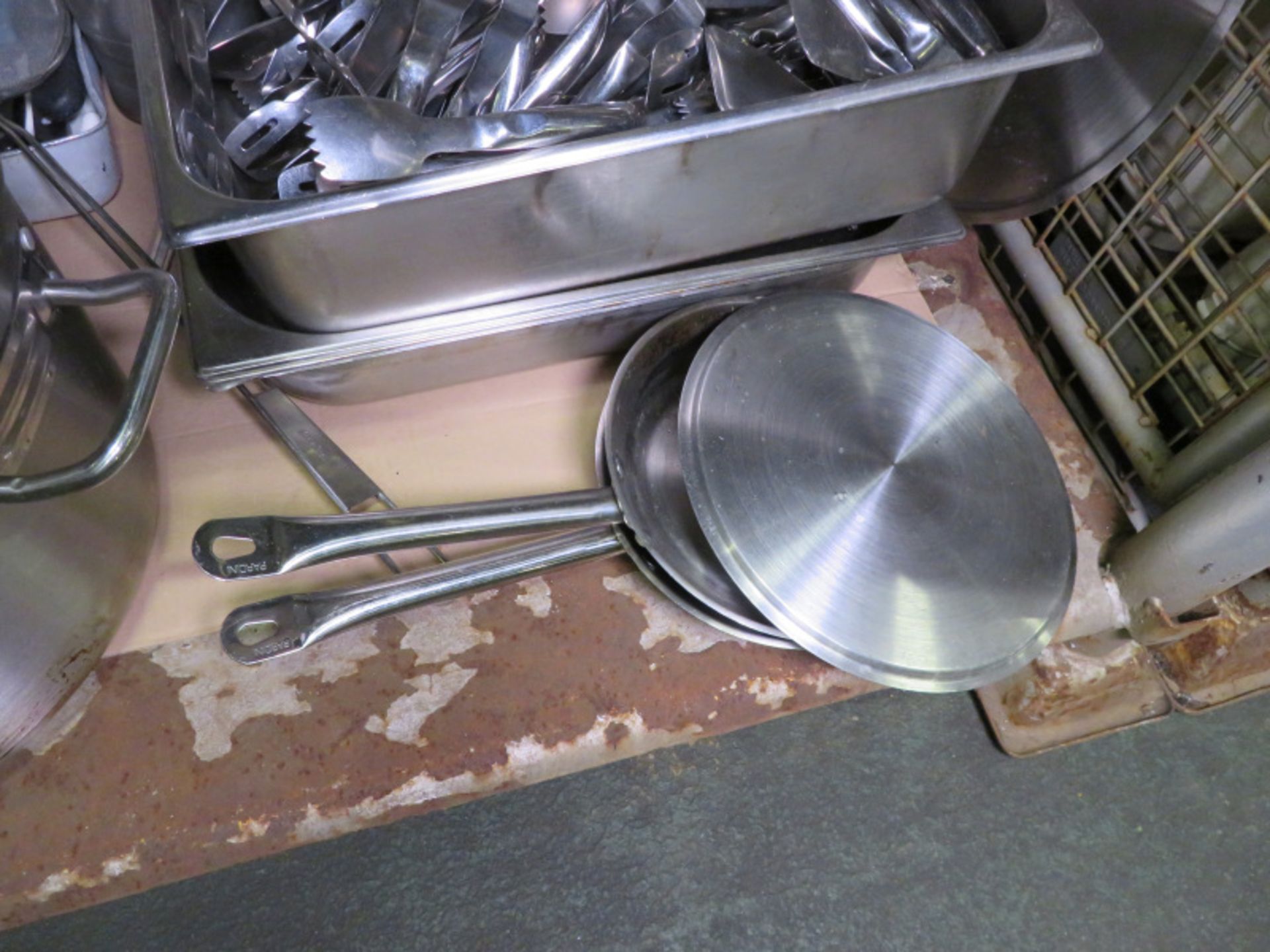 Stainless Steel Catering Equipment - gastronorm pans, cooking pot, shelf, pans, mixing bowls & more - Image 4 of 6