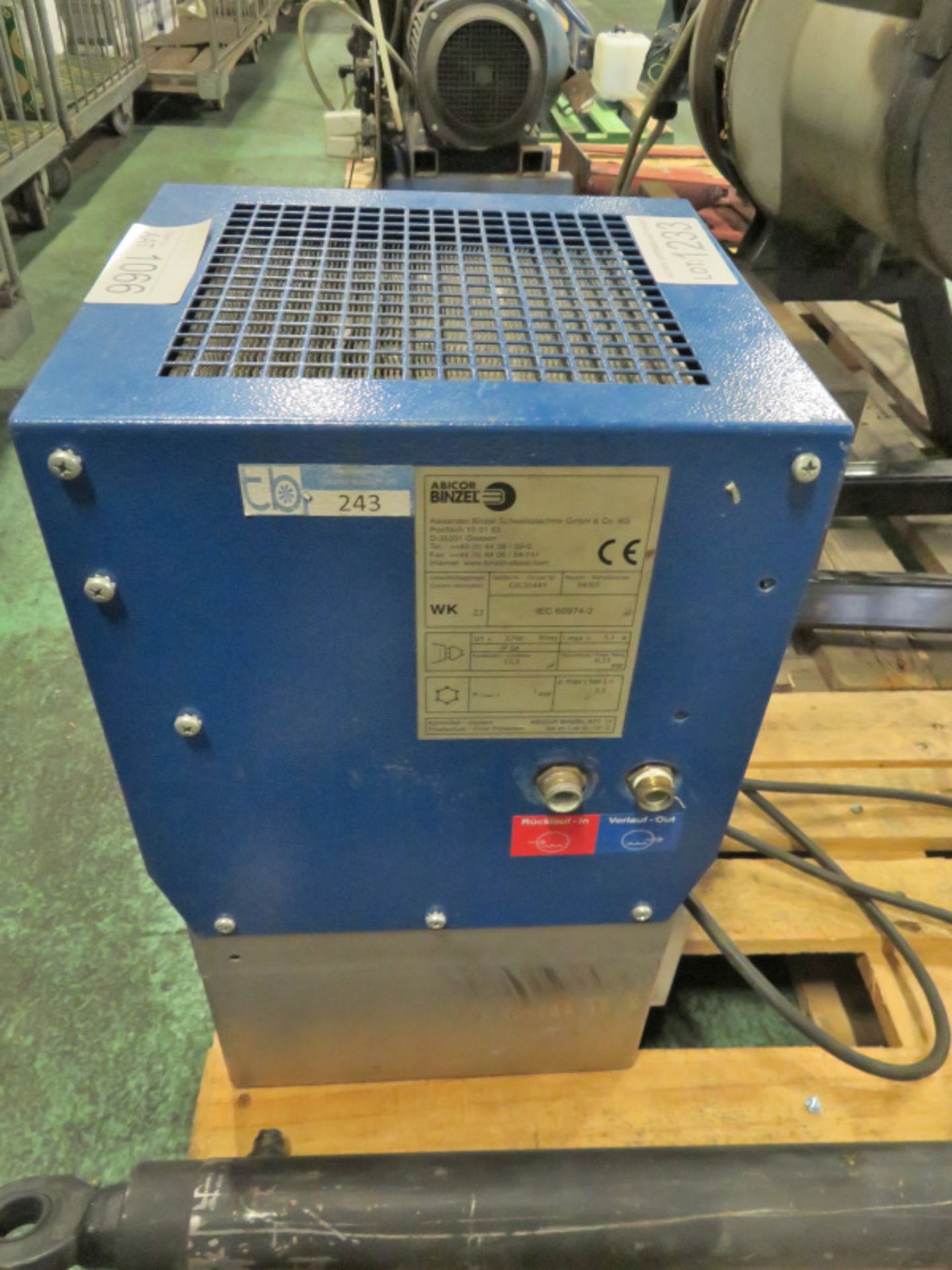 Abicor Binzel coolant recirculator 230V for welder - Image 3 of 4