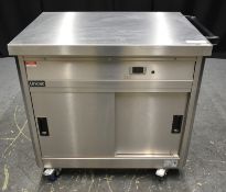 Lincat Panther Series P6P2 Hot Cupboard Trolley - 230v