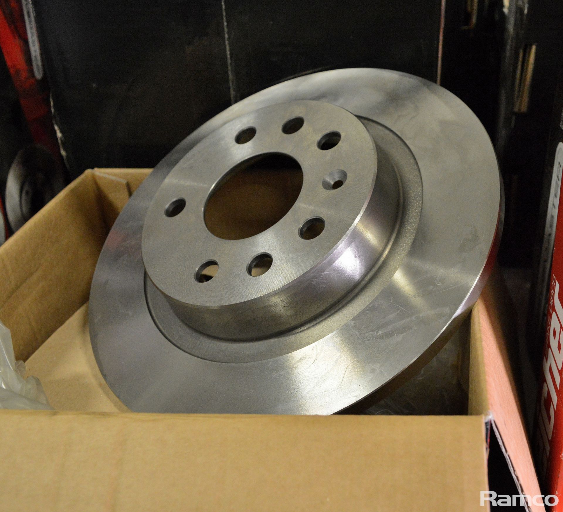 Drivemaster, Eicher, Pagid brake discs - see pictures for model / type - Image 8 of 8