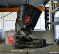 Tuffking - used fire fighter boots - size 9