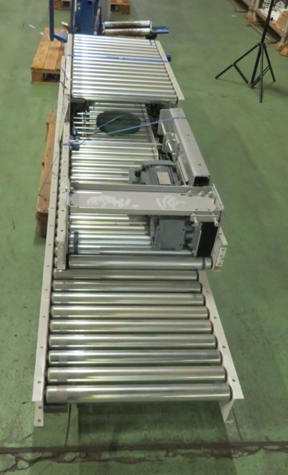 Various Conveyor parts with SEW Motor - 3 Lengths - W 600mm x L 1000mm / 2500mm / 3000mm - Image 2 of 3