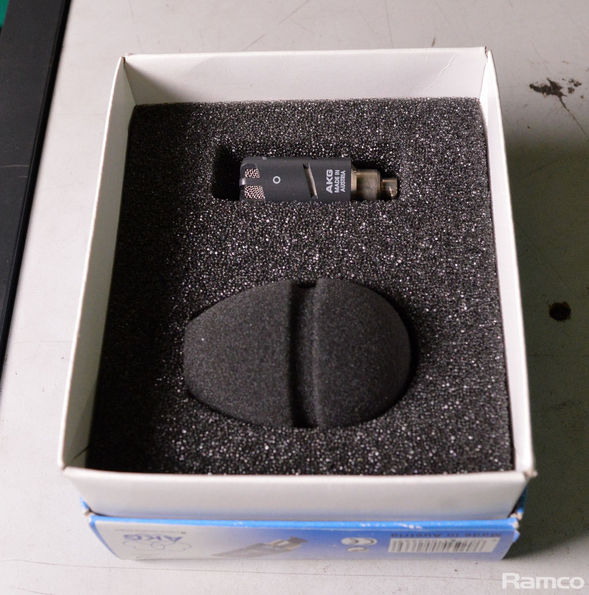 AKG SE300B / CK92 Microphone Set - Image 2 of 3