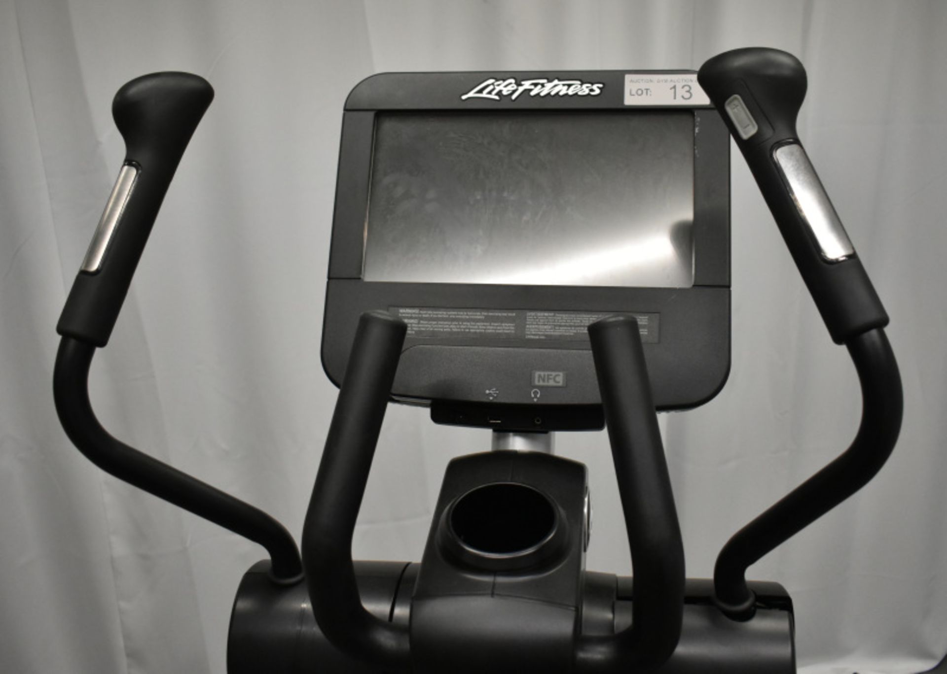 Life Fitness INXDE Integrity Series Elliptical Cross Trainer - Image 11 of 15