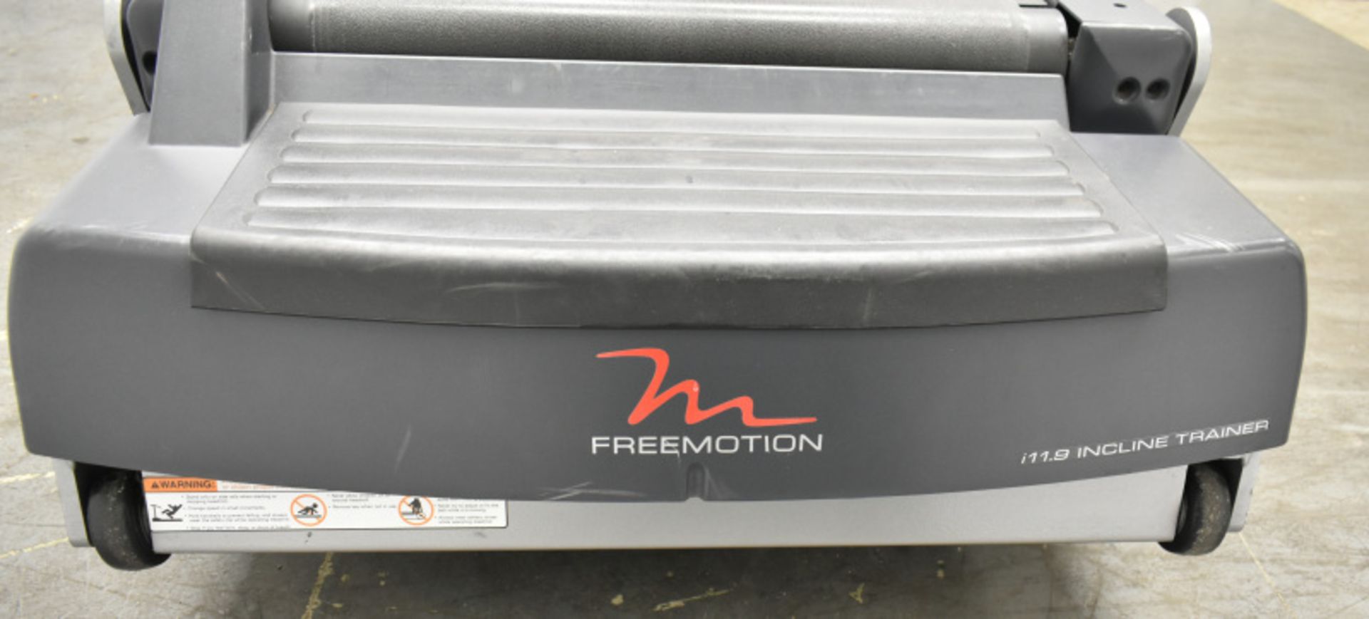 M Freemotion Treadmill - Doesn't Power Up Functions Not Tested - Image 6 of 13