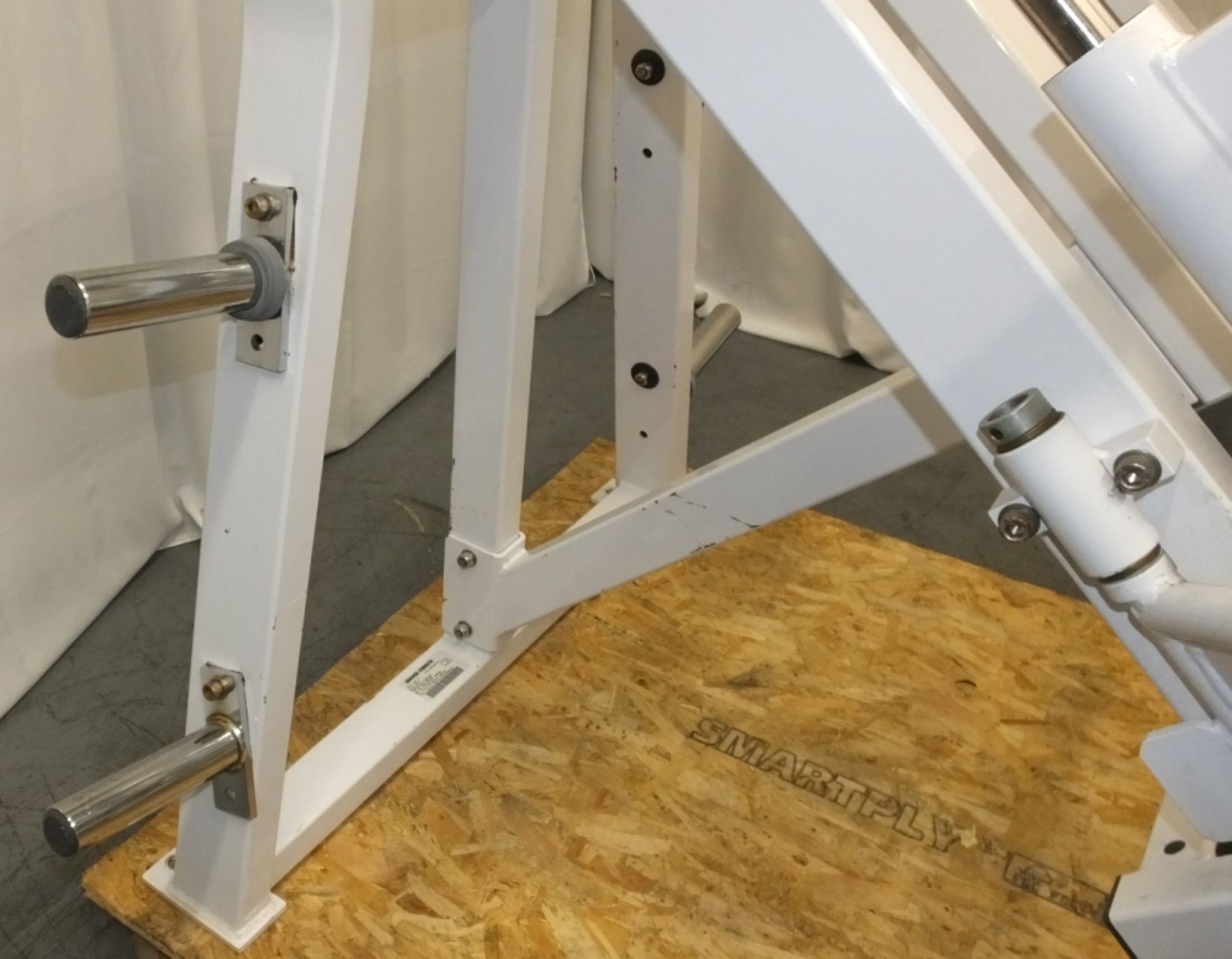 Hammer Strength HSLLP Leg Press - See Pictures for condition - Image 11 of 19