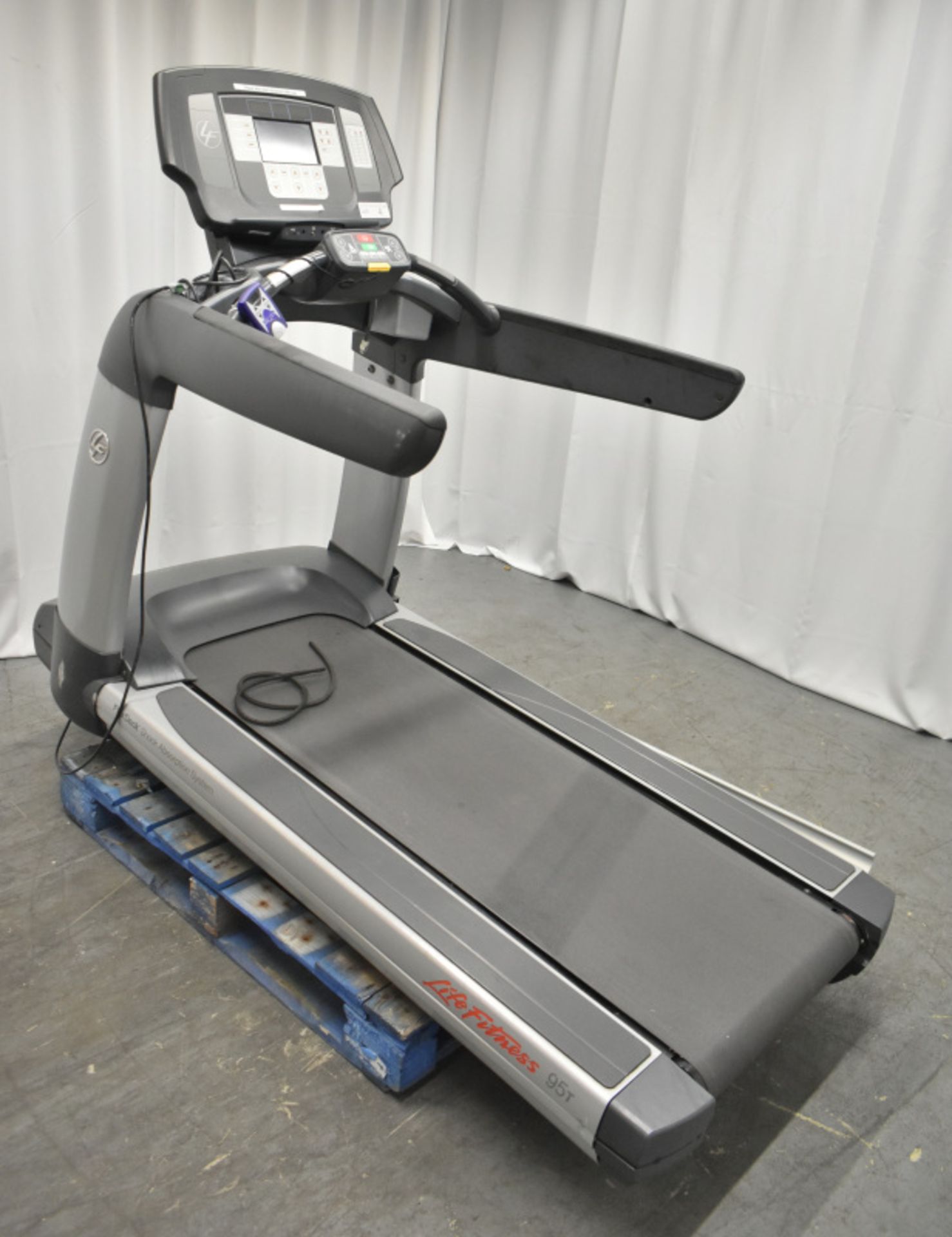 Life Fitness 95T FlexDeck Treadmill - Powers Up Functions Not Tested - Image 2 of 15