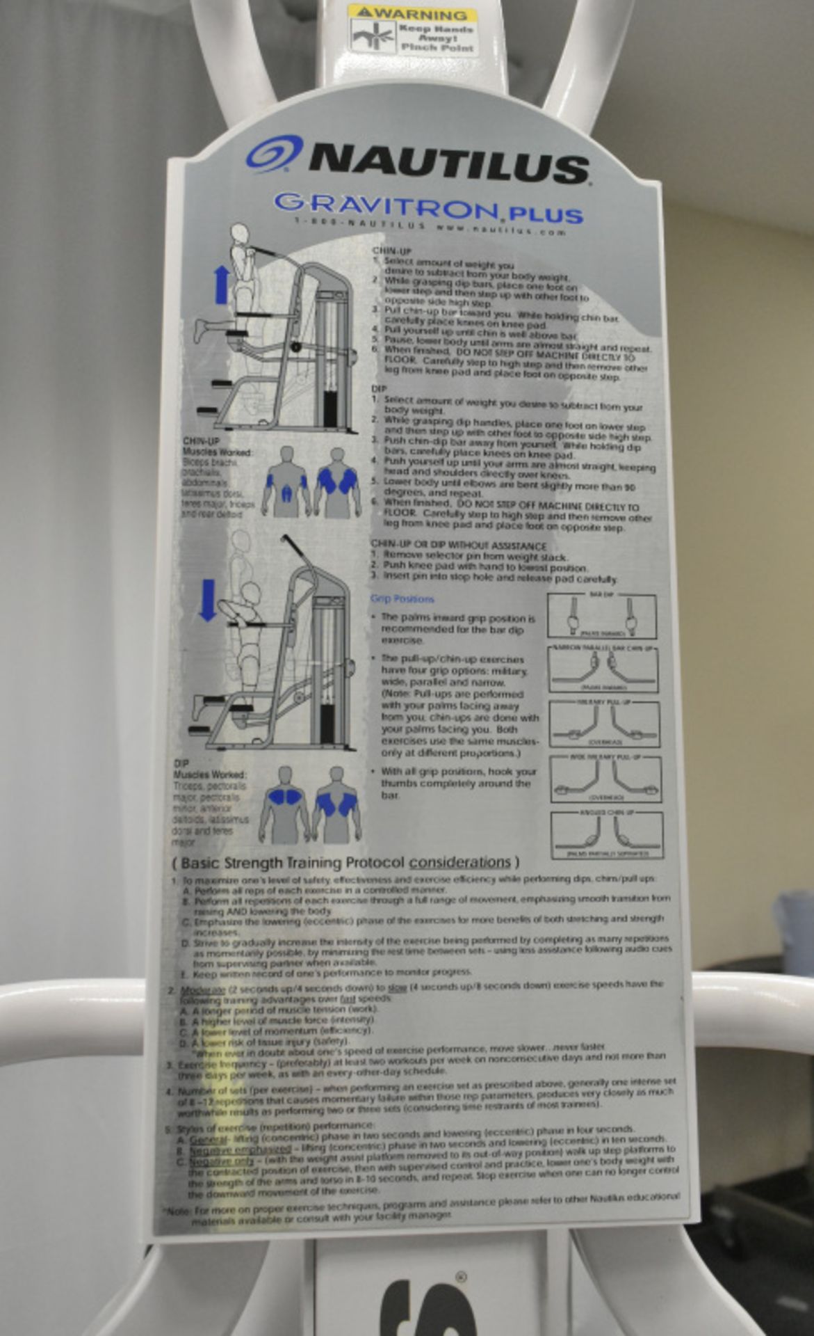 Nautilus Gravitron Plus Weight Assisted Chin Dip Machine - See pictures for condition - Image 10 of 15