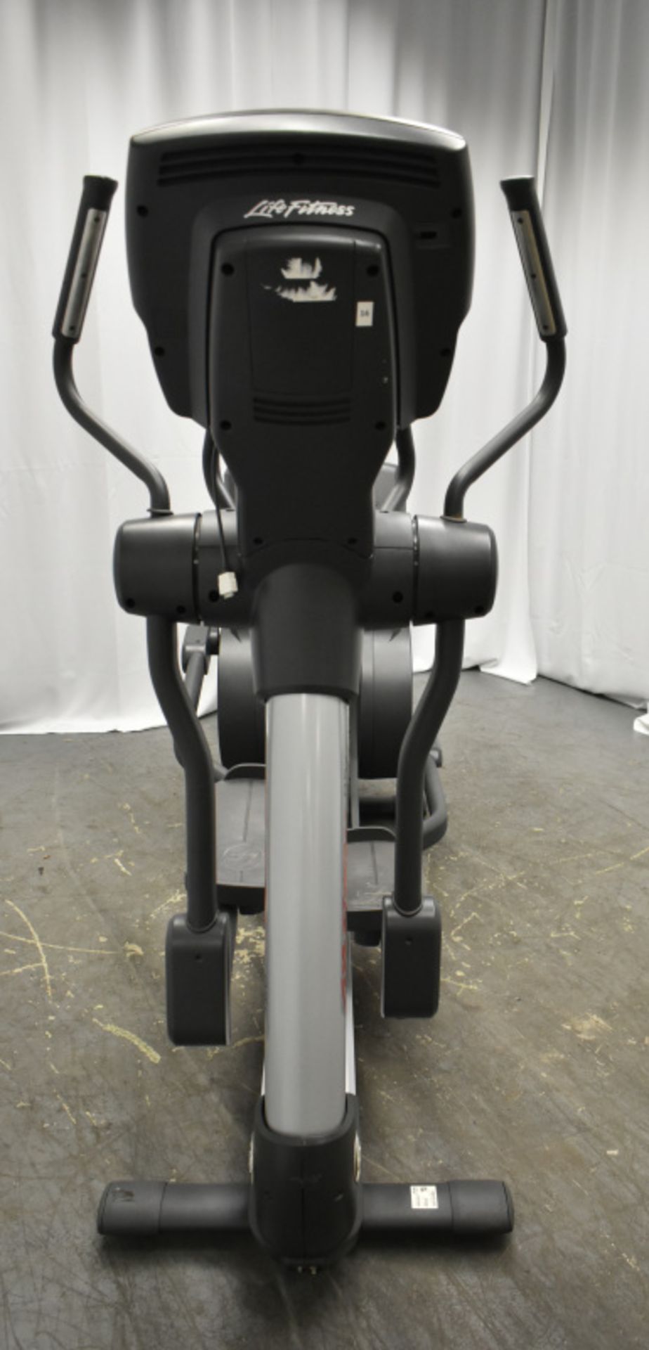 Life Fitness 95X Cross Trainer -Powers Up Functions Not Tested - See pictures for conditio - Image 3 of 15