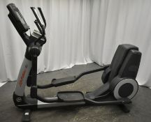 Life Fitness 95X Cross Trainer -Powers Up Functions Not Tested - See pictures for conditio