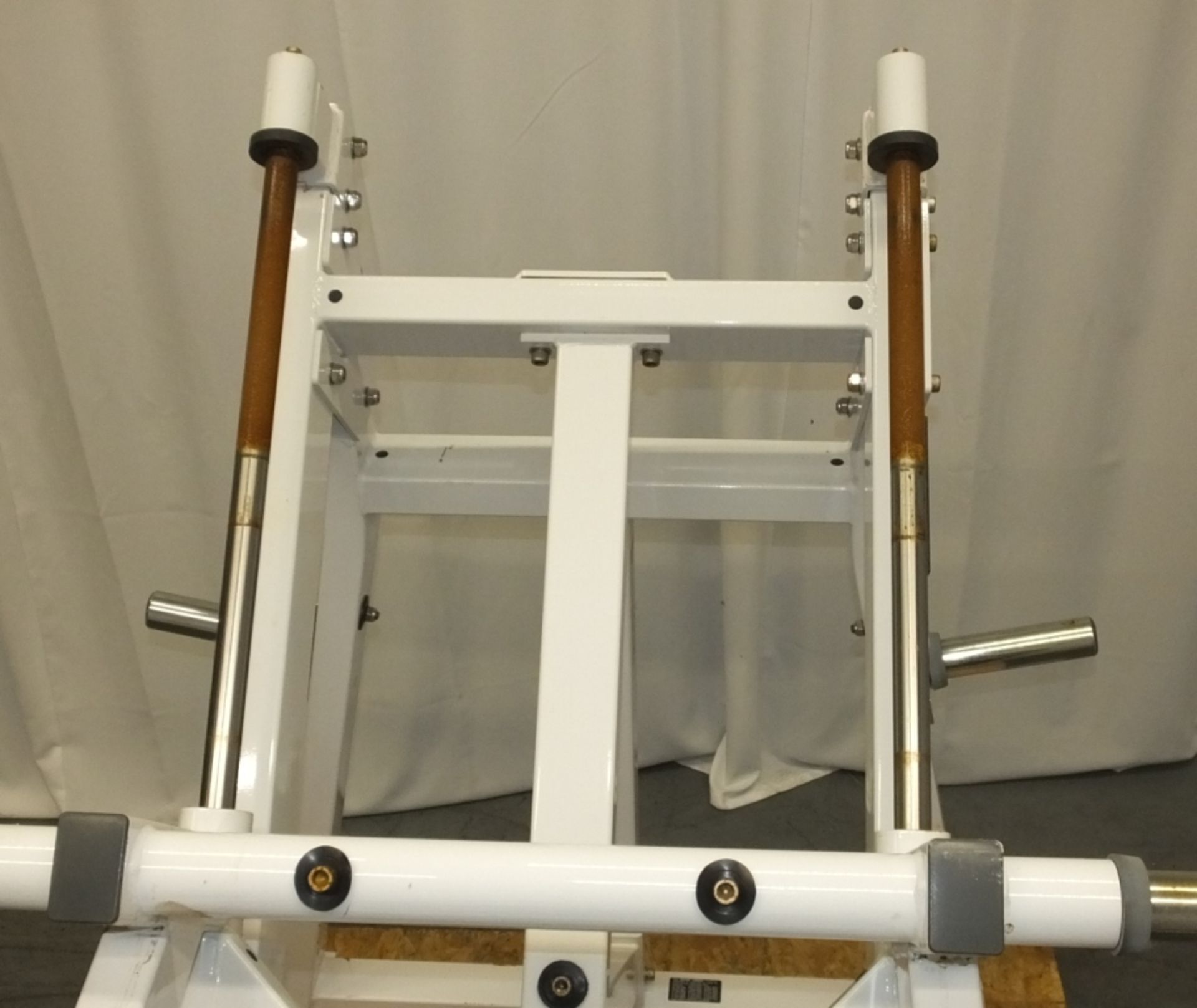 Hammer Strength HSLLP Leg Press - See Pictures for condition - Image 3 of 19