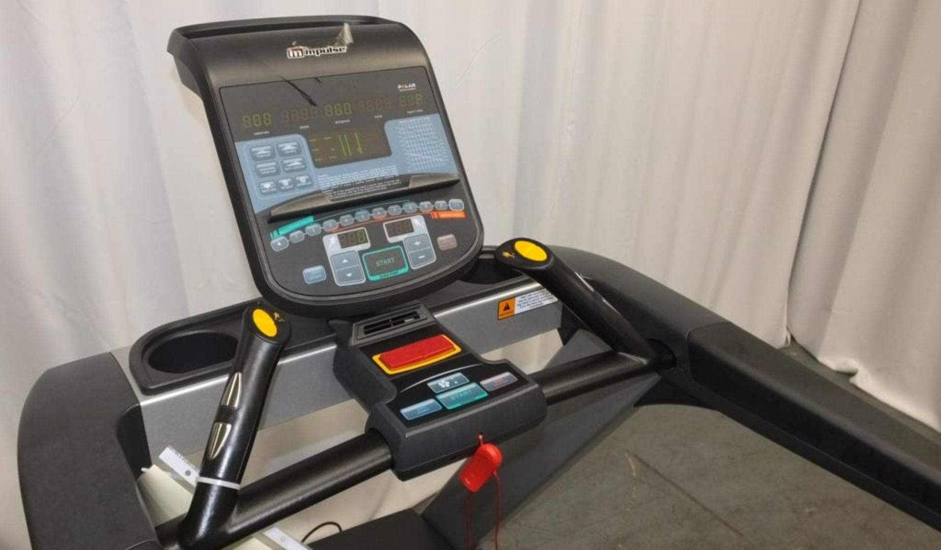 Impulse RT700H Treadmill with Polar Heart Rate Technology - Image 3 of 11