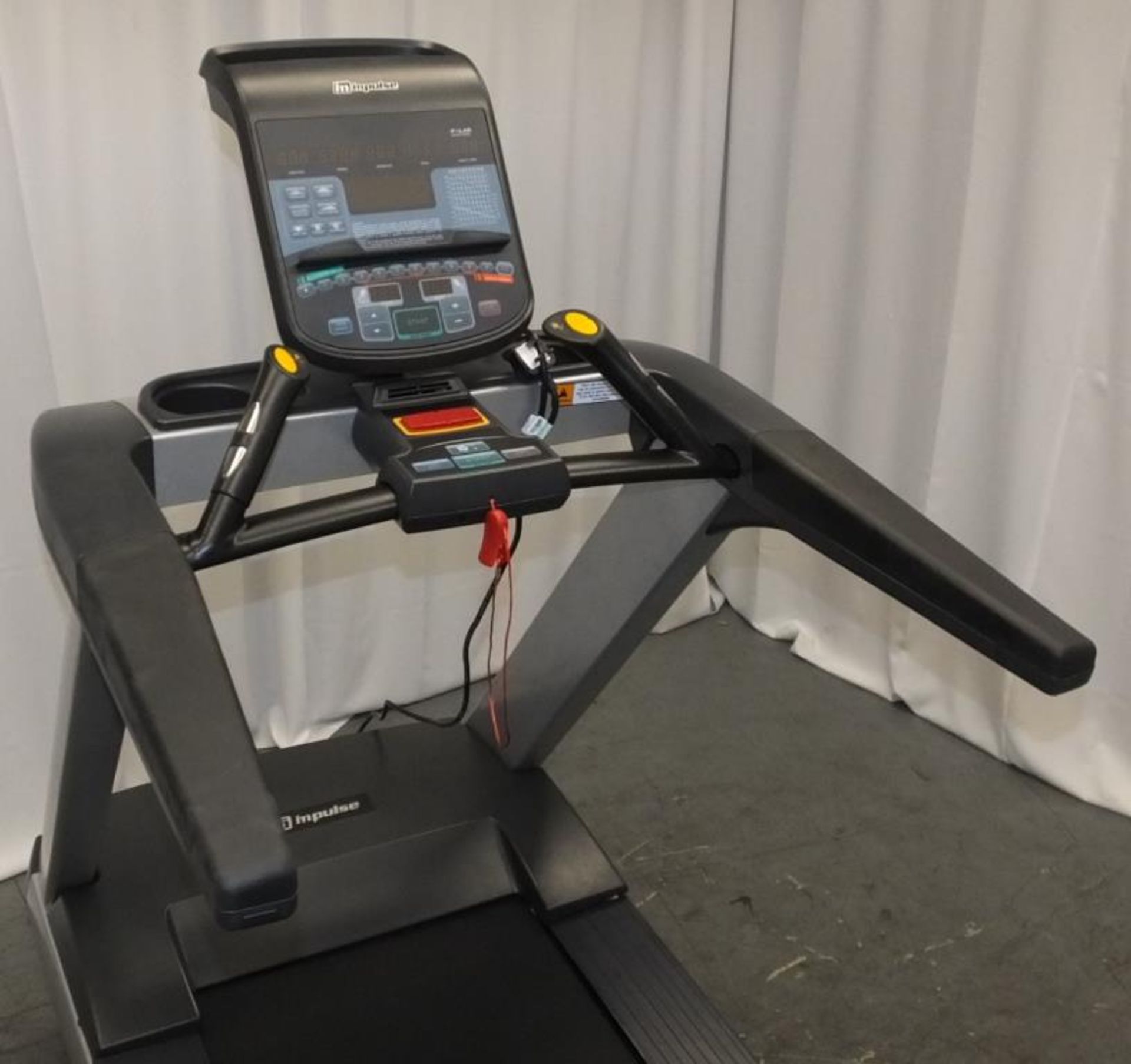 Impulse RT700H Treadmill with Polar Heart Rate Technology - Image 2 of 17