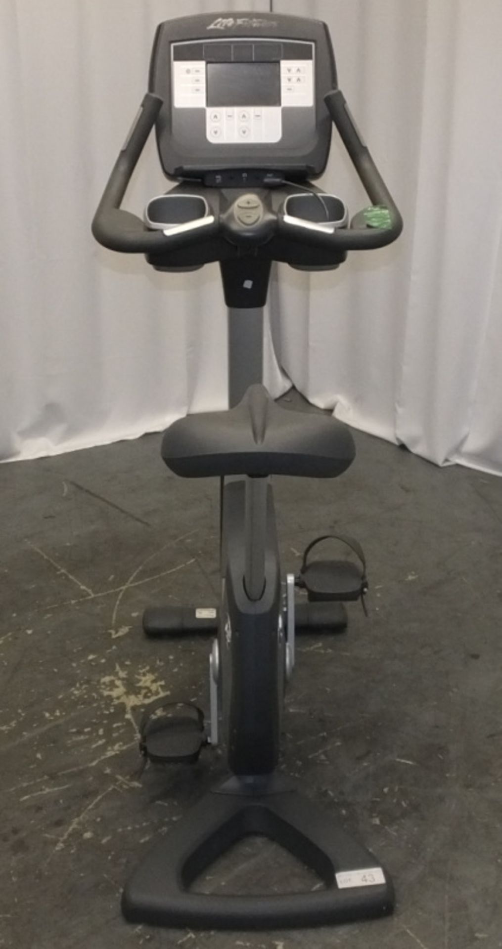 Life Fitness 95c Lifecycle Exercise Bike - Image 2 of 11