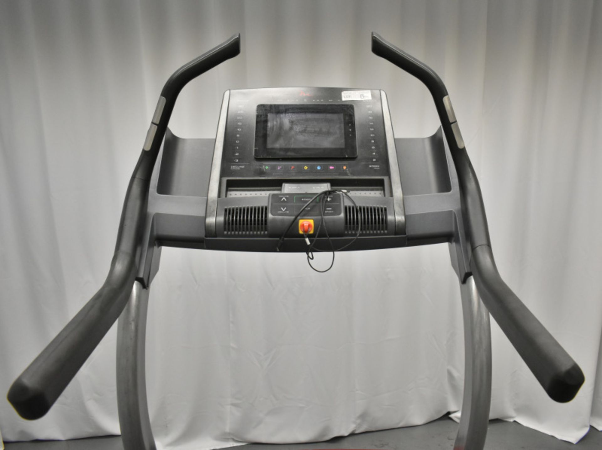 M Freemotion Treadmill - Doesn't Power Up Functions Not Tested - Image 3 of 13