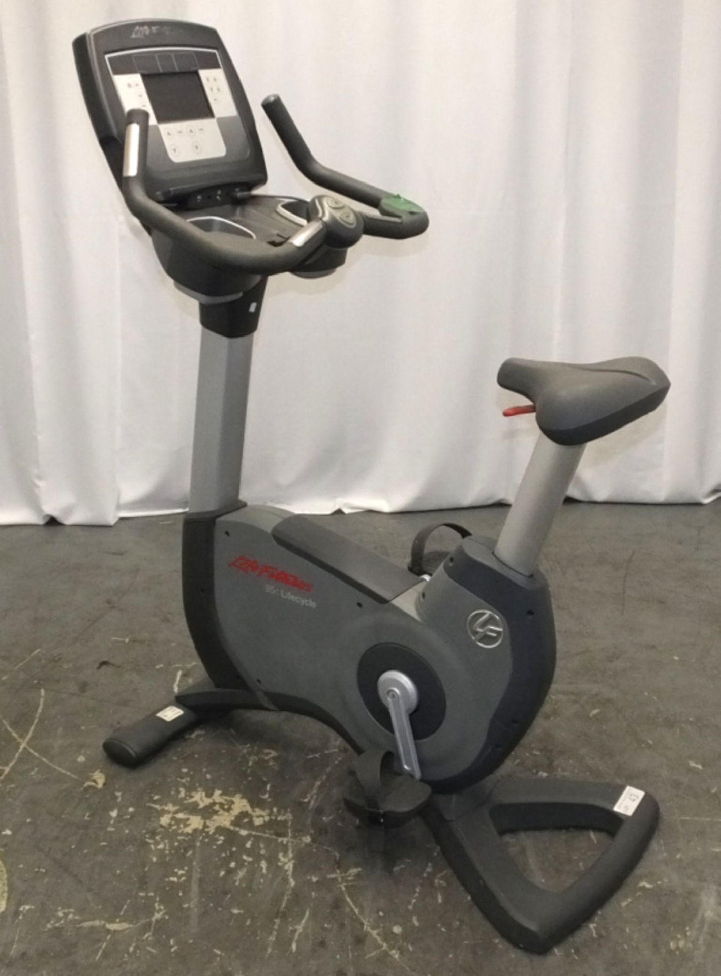 Life Fitness 95c Lifecycle Exercise Bike