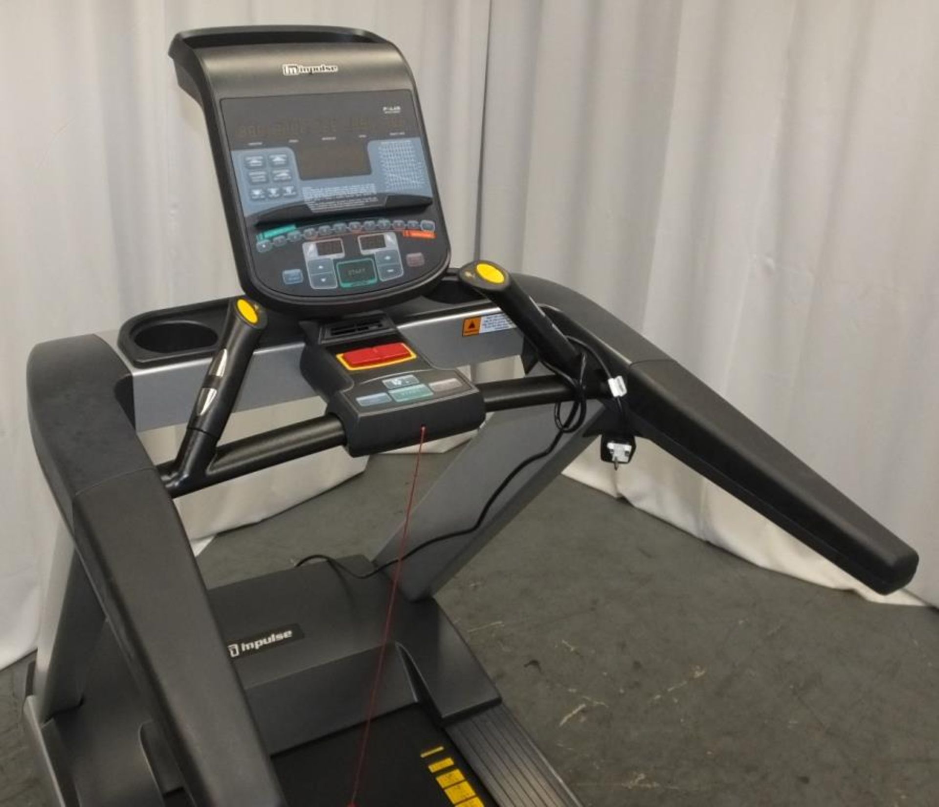 Impulse RT700H Treadmill with Polar Heart Rate Technology - Image 2 of 14