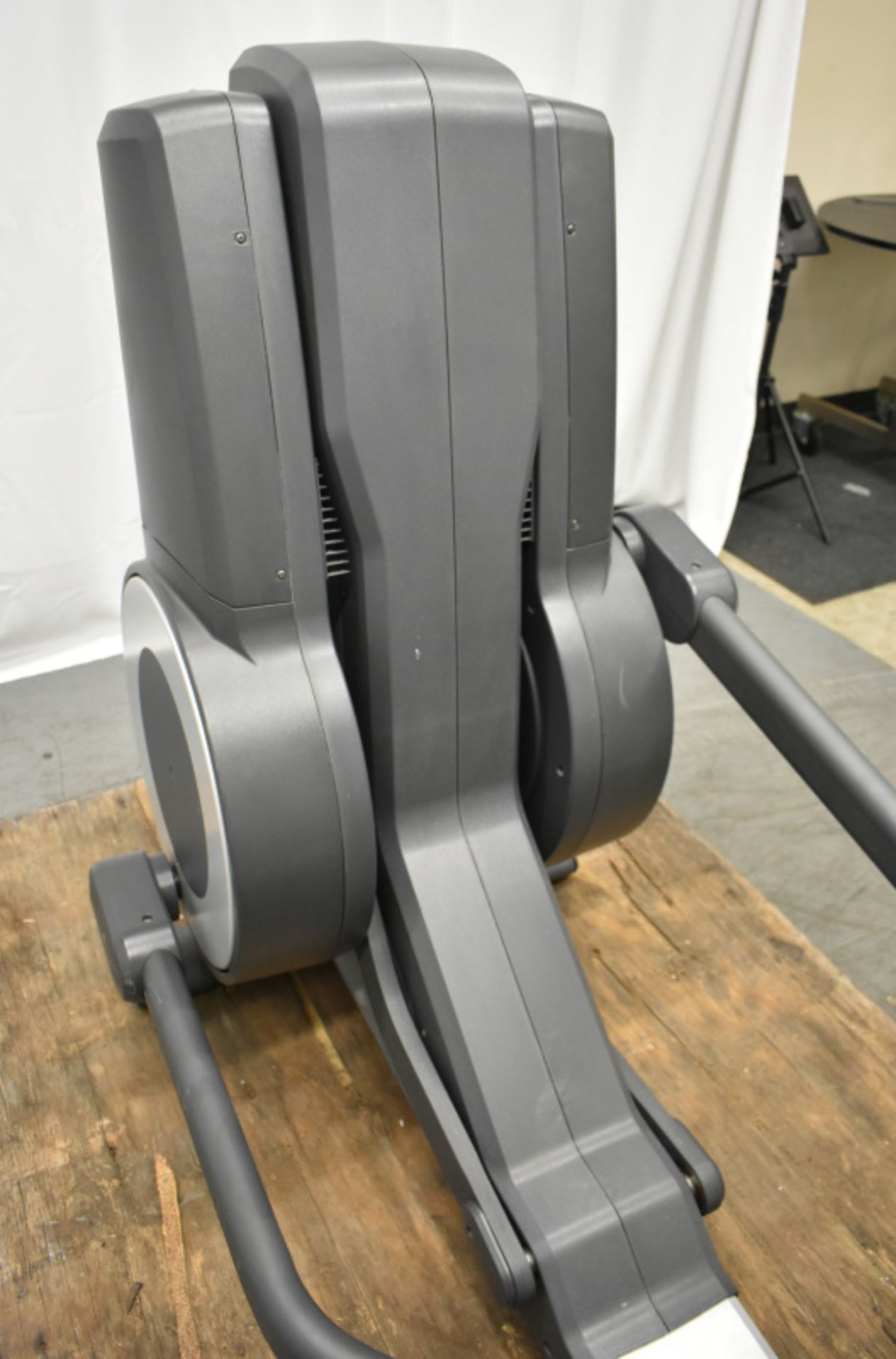 Life Fitness 95X Cross Trainer -Powers Up Functions Not Tested - See pictures for conditio - Image 13 of 22