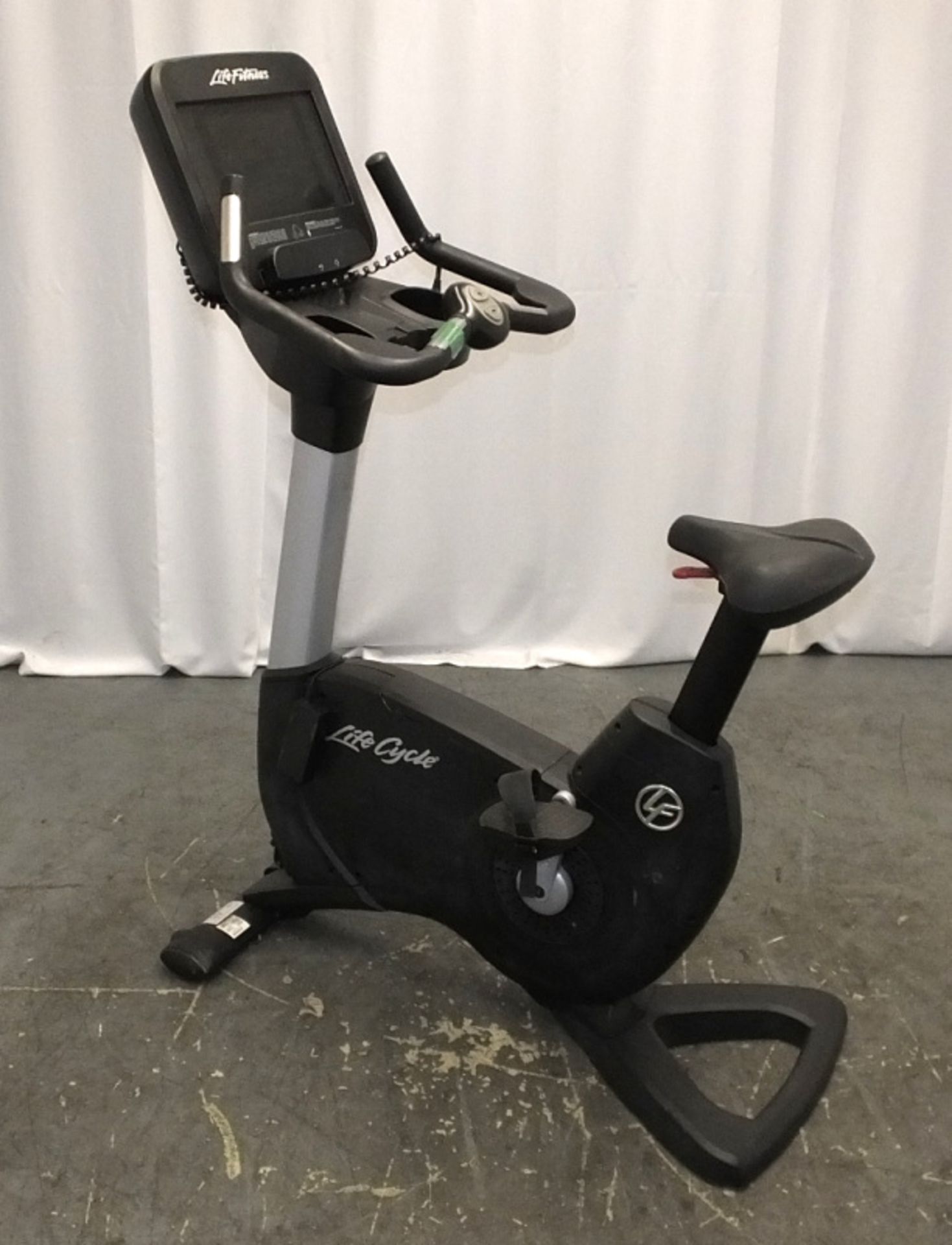 Life Fitness Life Cycle 95CS Exercise Bike