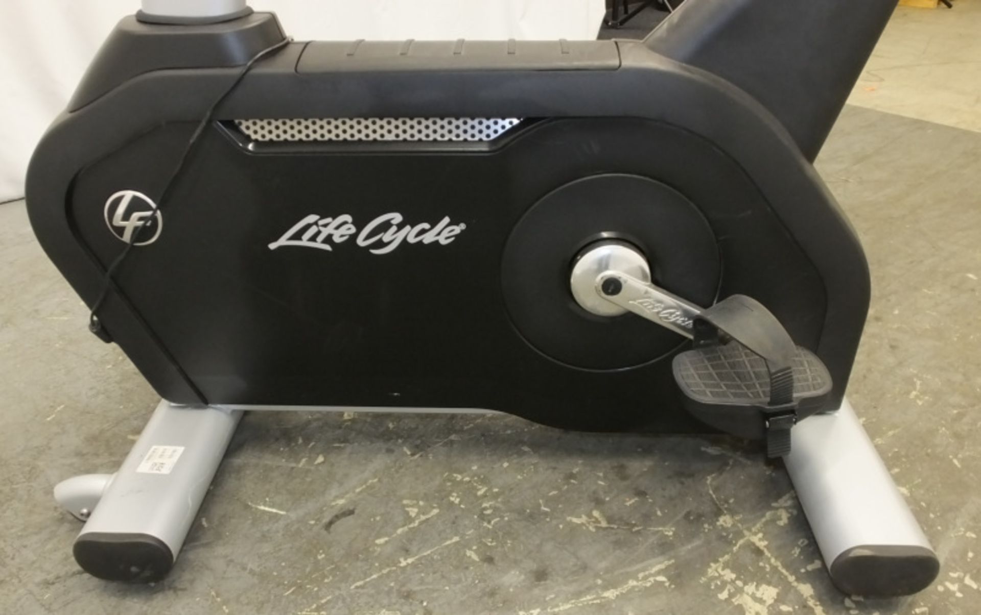 Life Fitness Life Cycle INCDE Exercise Bike - Image 9 of 10