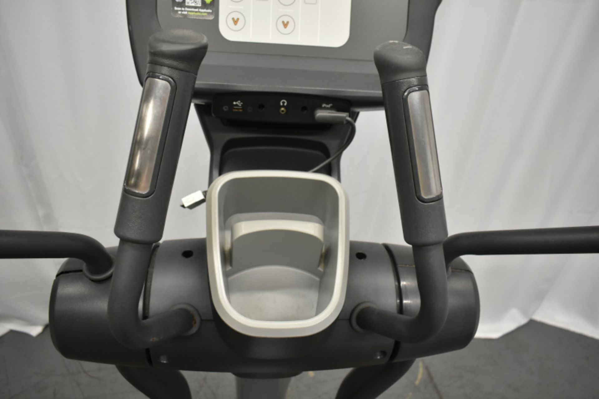 Life Fitness 95X Cross Trainer -Powers Up Functions Not Tested - See pictures for conditio - Image 5 of 22
