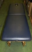3x Foldable cushioned massage tables