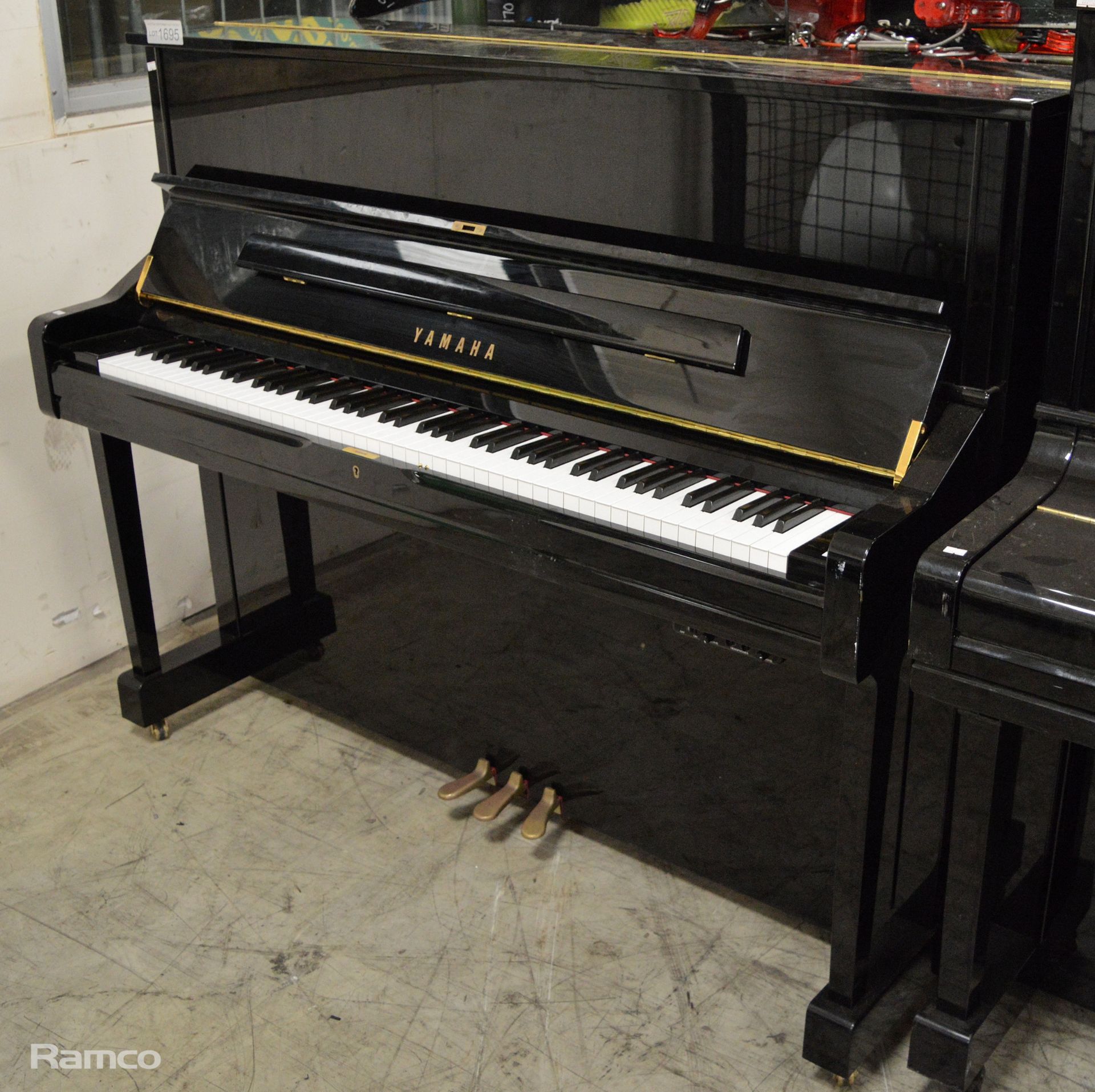 Yamaha U1/Silent Piano W1530 x D610 x H1200mm