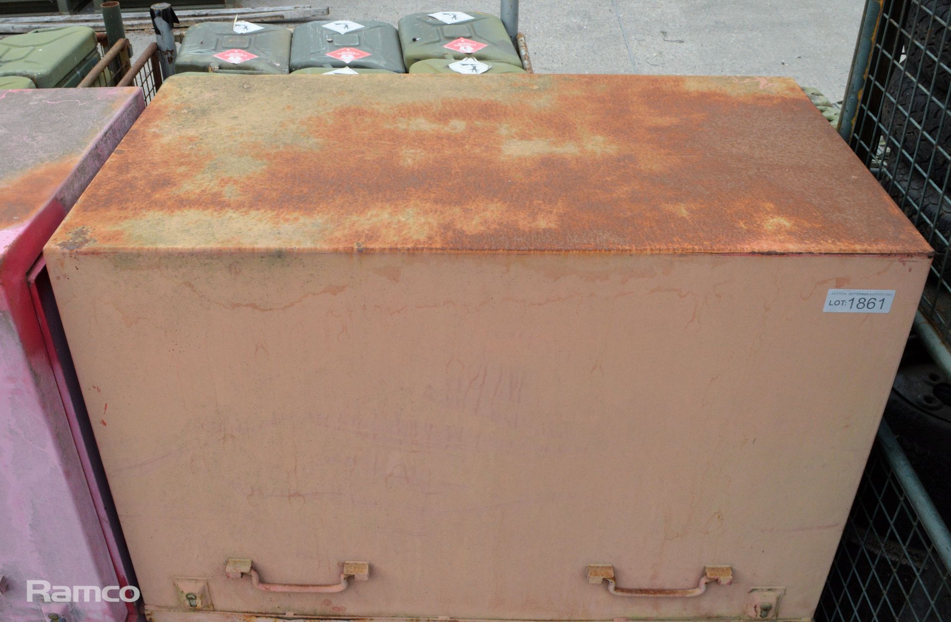 Sentribox Chemical/Flammable Liquid Locker - L1150 x D620 x H1280mm (no key) - Image 2 of 3