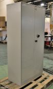 Metal Cabinet - L915 x D450 x H1830mm