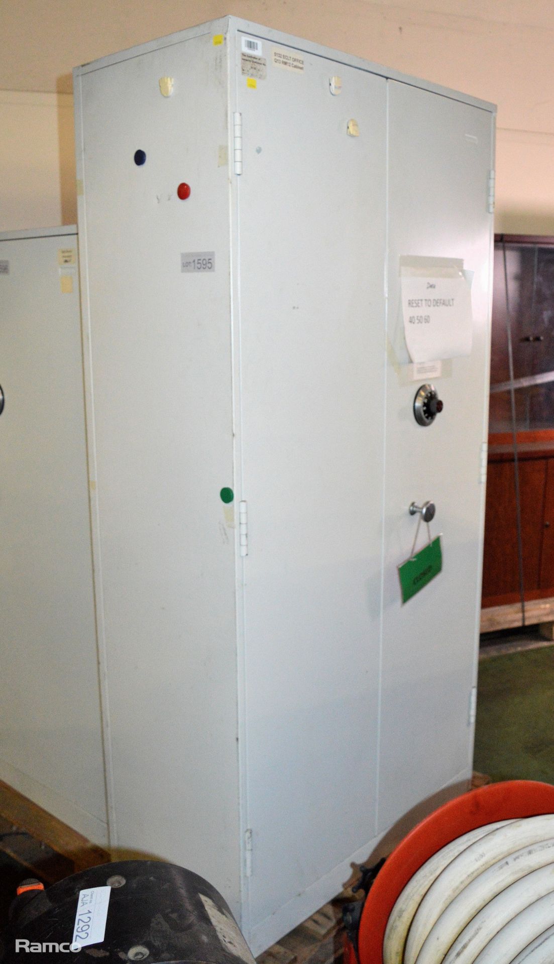 Metal 2-Door Cabinet & Combi L 920mm x W 490mm x H 1830mm