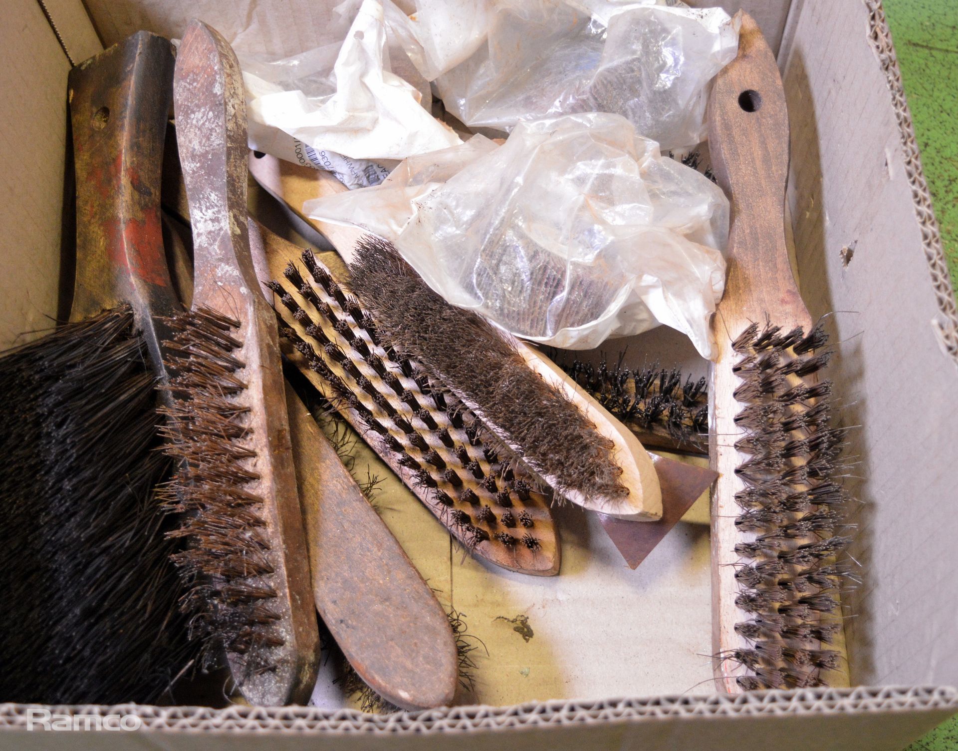 Various Wire, Paint, Dust Brushes - Image 2 of 3