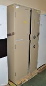 Brown Metal 2-Door Cabinet & Combi L 920mm x W 480mm x H 1830mm