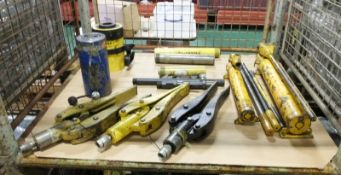 Various Hydraulic Hand Pump, Jacks & Jaws Of Life Units