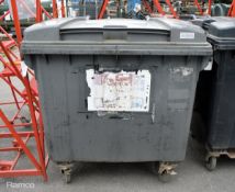 Kilko Four Wheeled Bin - 1000LTR - 510KG - plastic cracked on rim under lid