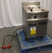 Lincat double basket fryer - OE7113/F - 415V - W 600mm x D 730 x H 930mm