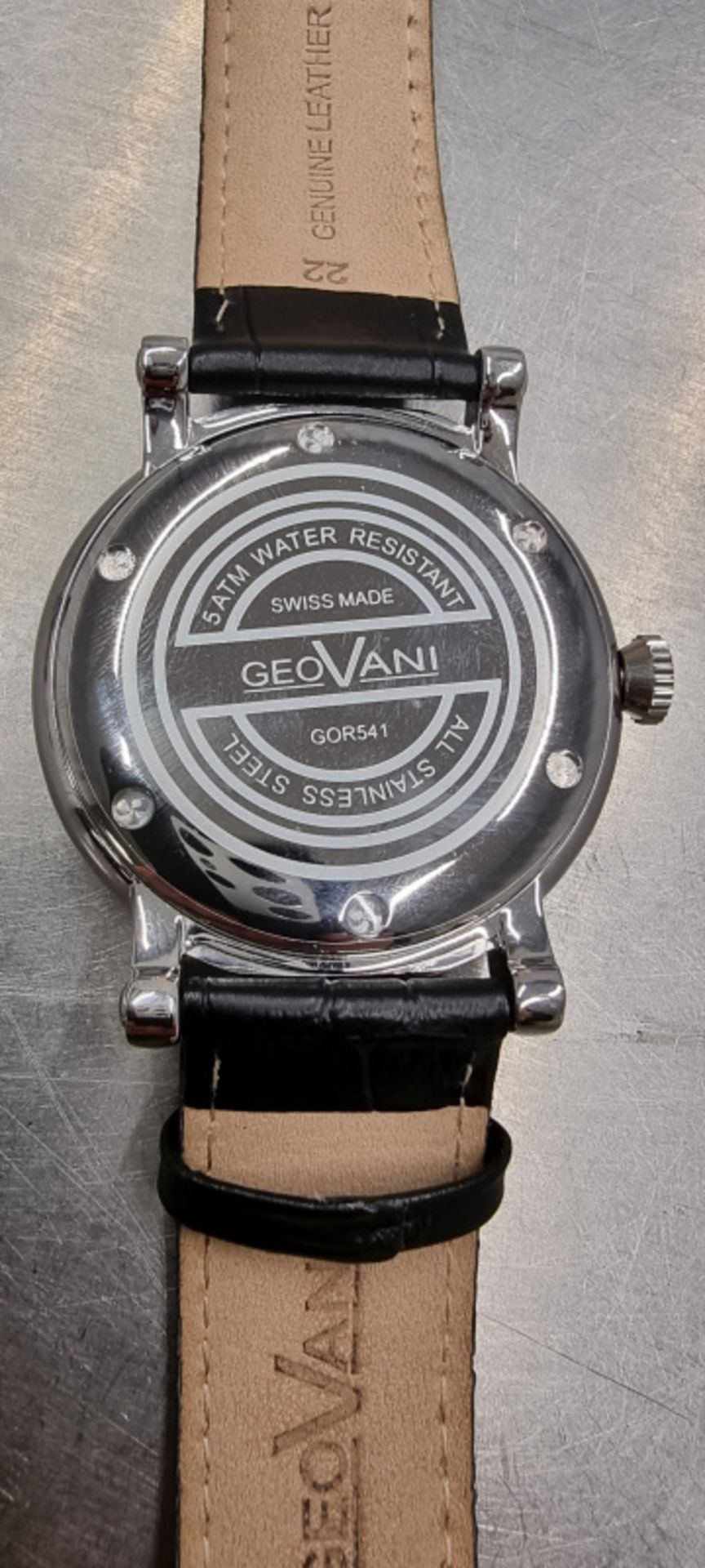 Geovani GOR541 Stainless Steel Water Resistant (5ATM) Wrist Watch with Genuine 22 Leather Strap - Image 5 of 9