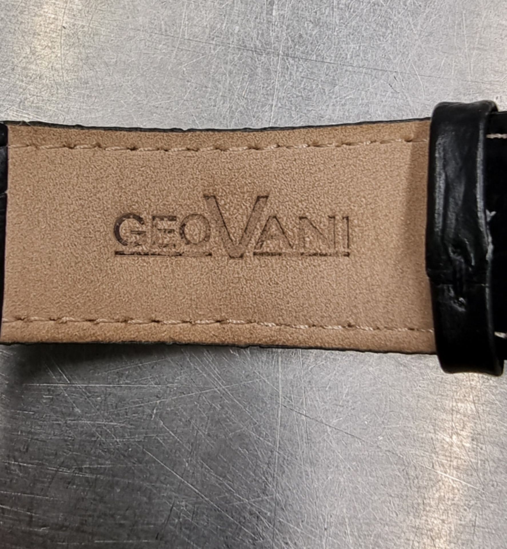 Geovani GOR541 Stainless Steel Water Resistant (5ATM) Wrist Watch with Genuine 22 Leather Strap - Image 9 of 9
