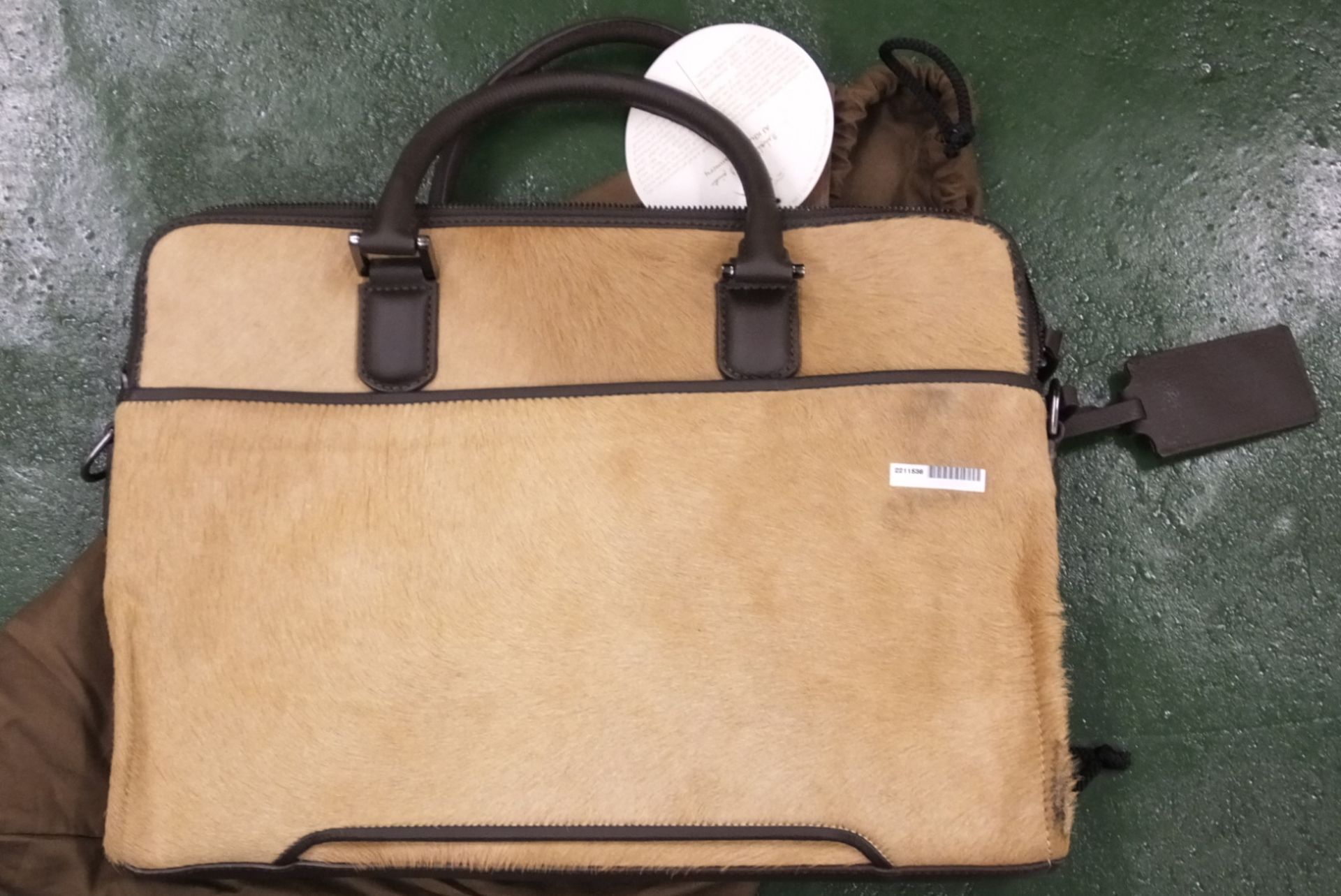 Genuine Camel Hide Laptop Bag - Image 3 of 4